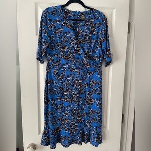 Taylor Blue Floral Midi Dress with Short Sleeves